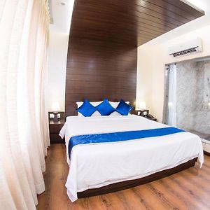 Deluxe Double or Twin Room City View